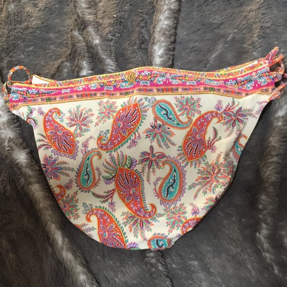 Nanette Lepore Swim Bottoms Bikini - Picture 2 of 2